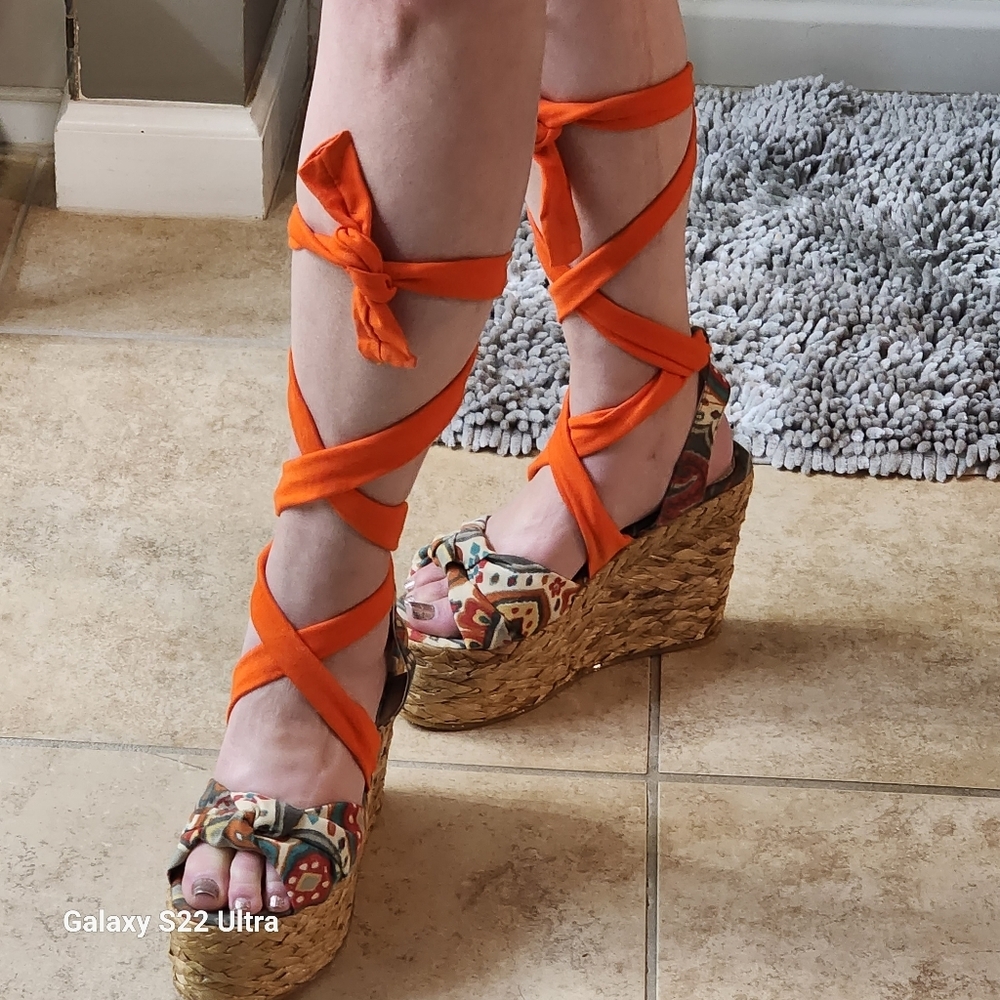 Lace up Wedge Sandle size 6.